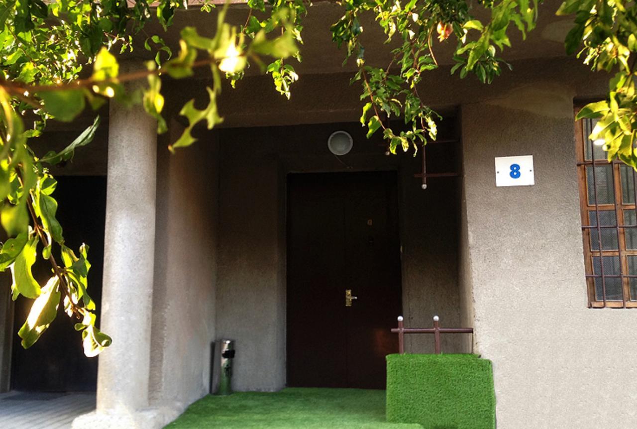 Vazi Hotel Tbilisi Buitenkant foto