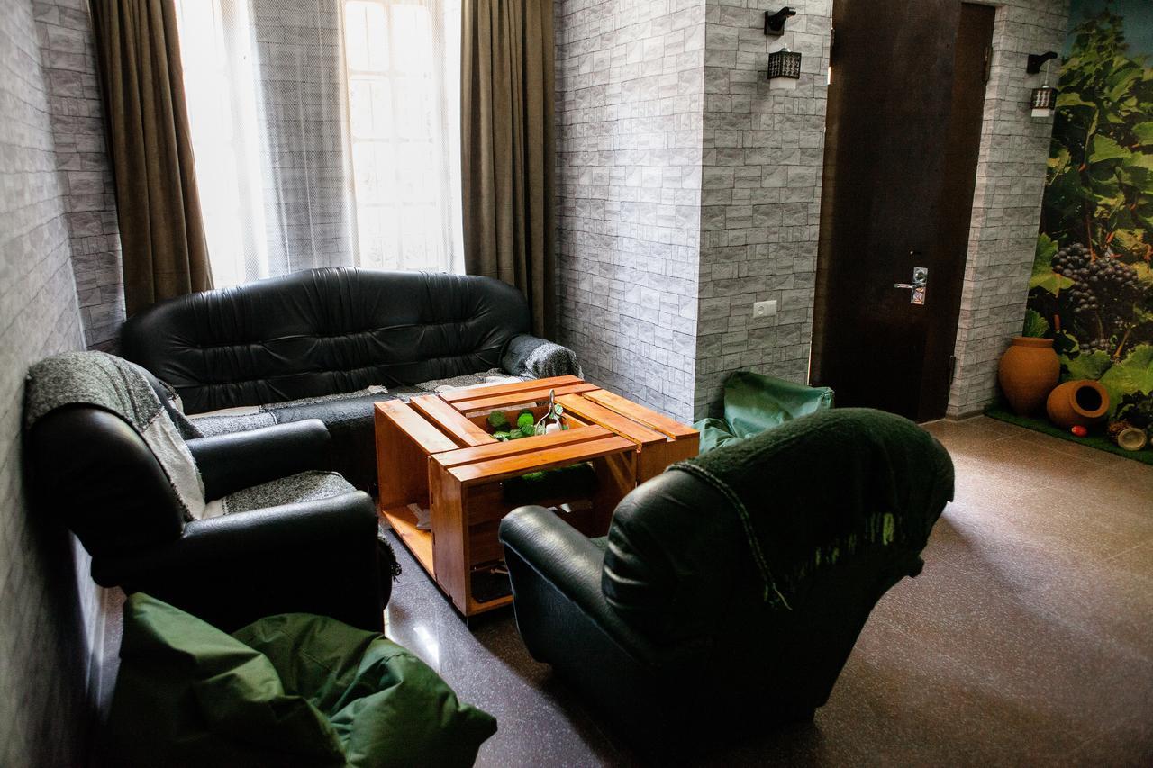 Vazi Hotel Tbilisi Buitenkant foto