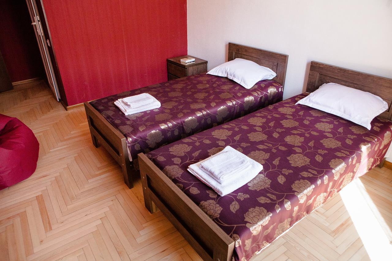 Vazi Hotel Tbilisi Buitenkant foto