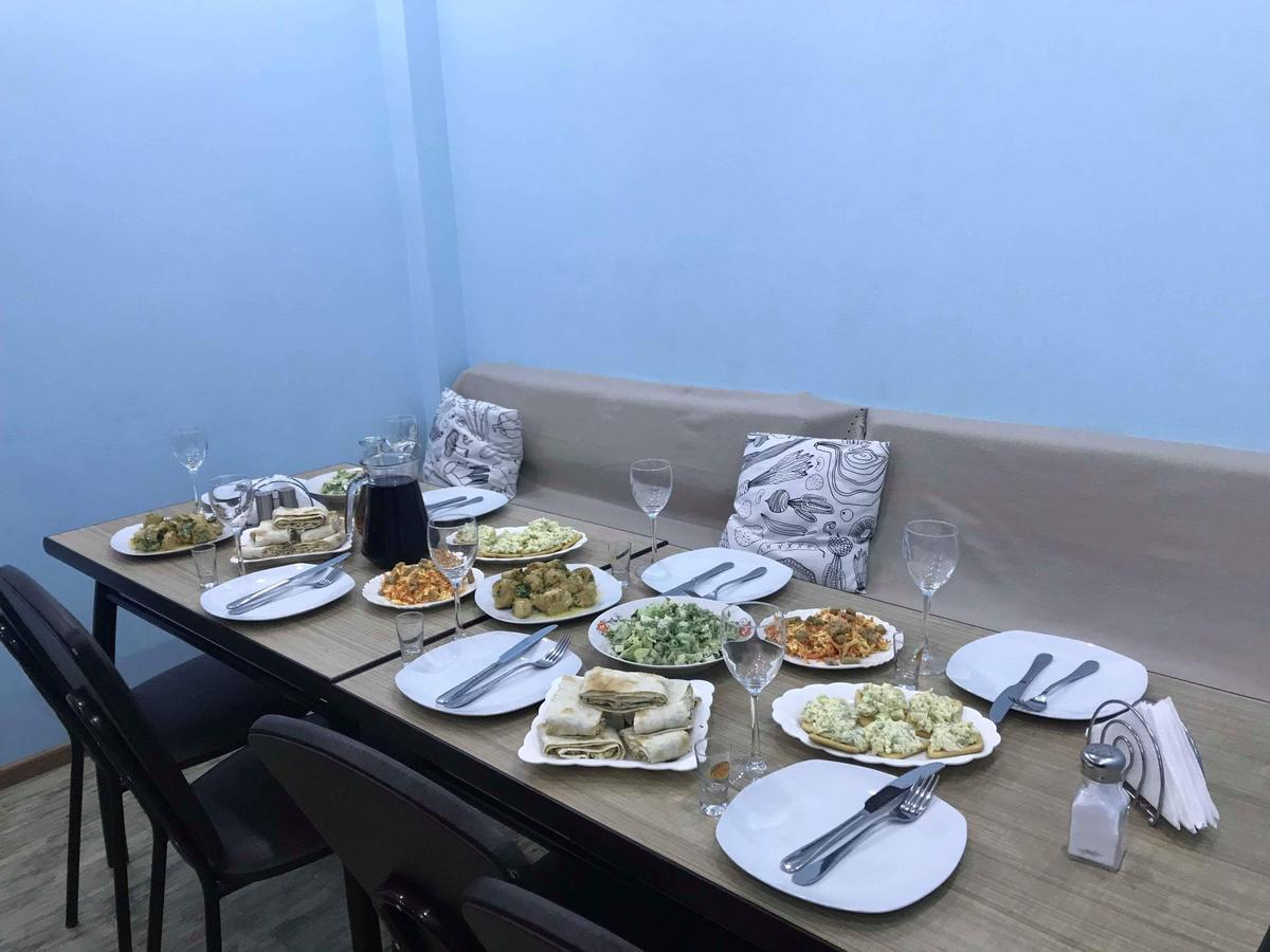Vazi Hotel Tbilisi Buitenkant foto